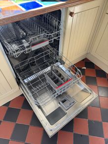 Bosch integrated dishwasher - good condition