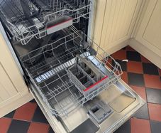 Bosch integrated dishwasher - good condition