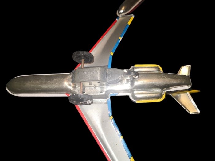 American Airlines tintoy model