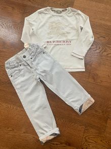Burberry Top & chinos