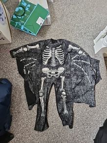 Halloween costumes kids selection