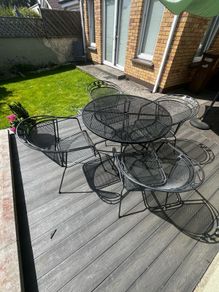 Garden Table (120 cm)  & 4 chairs - great condition