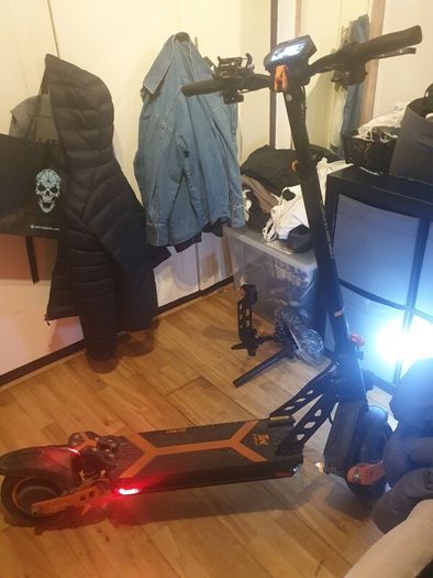 E Scooter Kukirin 2025 G2 Max With Warranty Only 600 Kls All Extras Basically Brand New.