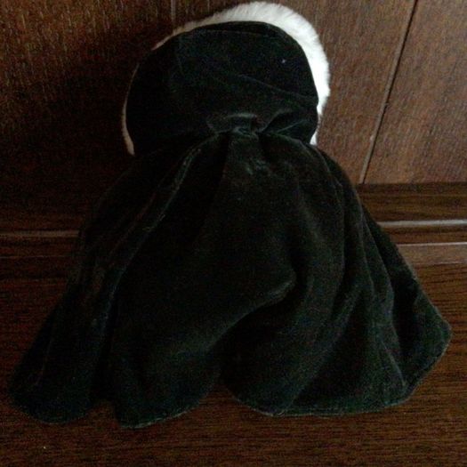Small Collectable 1992 Vintage North American bear christmas theme