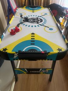 Air Hockey table