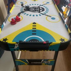 Air Hockey table