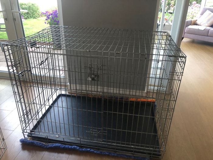 XL savic dog crate