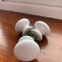 handles