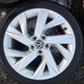 18" Genuine Vw Alloys with tyres Image 3
