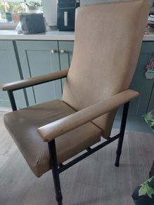 orthopedic chair