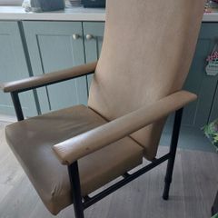 orthopedic chair