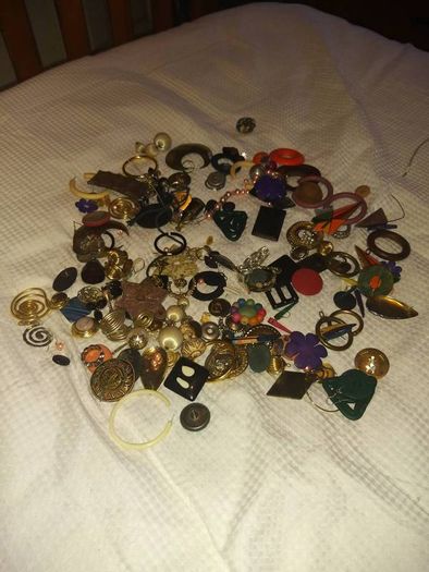 Broken Jewellery