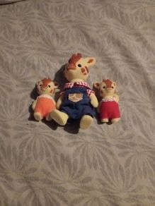 sylvanian giraffes