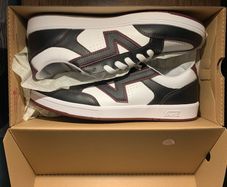 Vans Lowland