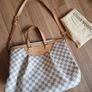 Louis Vuitton Siracusa GM azur Image 2