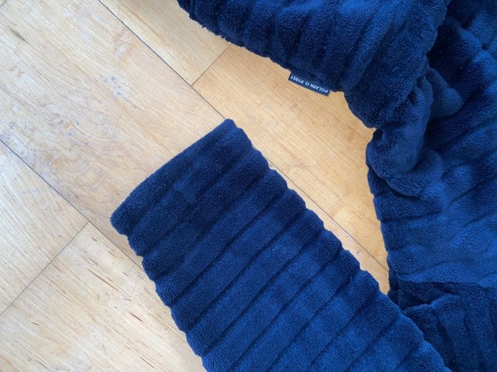 Polarn O Pyret Navy velour bathrobe 116cm or 4-6 years