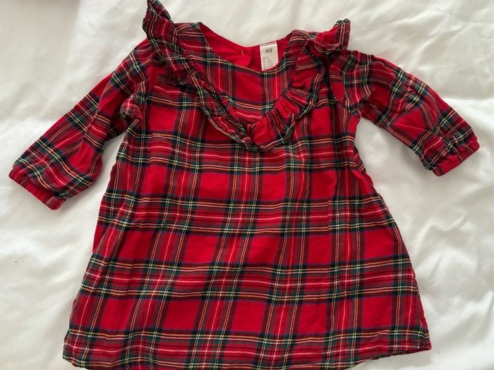 Girls/unisex Christmas clothes age 6-9 months