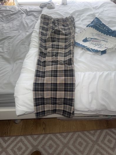 trousers