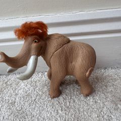 Ellie Mammoth Ice Age 2: The Meltdown Burger King 2005 approx. 10 cm. Used Please see photos