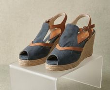 Jimena Gil Canvas wedges Espadrilles style