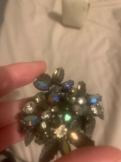 brooch