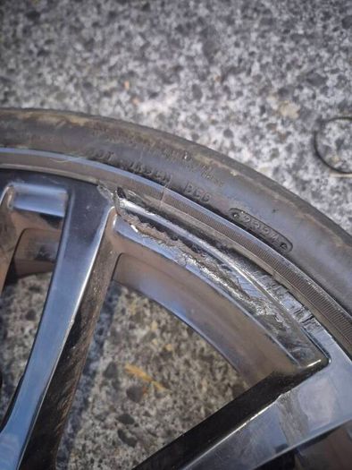 Set Of Genuine BMW OEM 19" Alloys