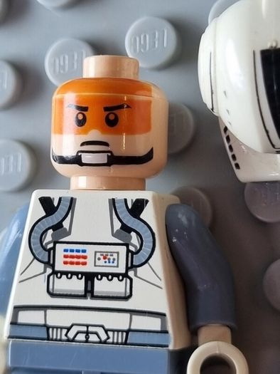 Lego Minifigure Clone Trooper Pilot