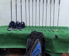 Golf clubs  full set and bag
