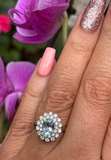 Vintage Aquamarine and Diamond 18ct Gold Cluster Ring