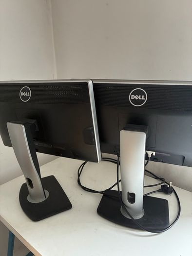 2 Dell monitors with docking station
