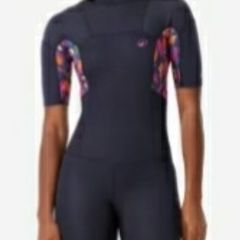 wetsuit size m decathlon bnwt