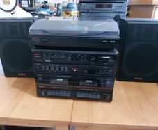 AIWA 700 Series, Stereo Cassette Receiver Model No CX-72K, Stereo Turntable System PX-E72, Speakers Model No. SX-G72. Everything working and in excellent condition