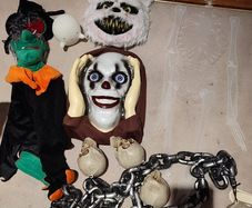 Halloween decorations for free
