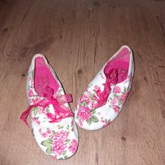 Stunning Next canvas shoes size 11 Jr, like new condition