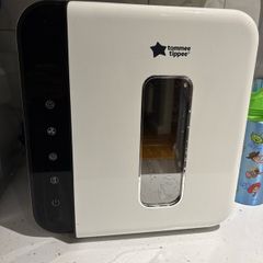 Tommee Tippie UV sterilizer