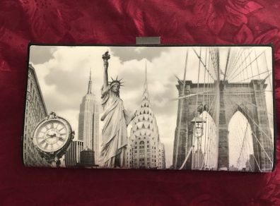 clutch bag