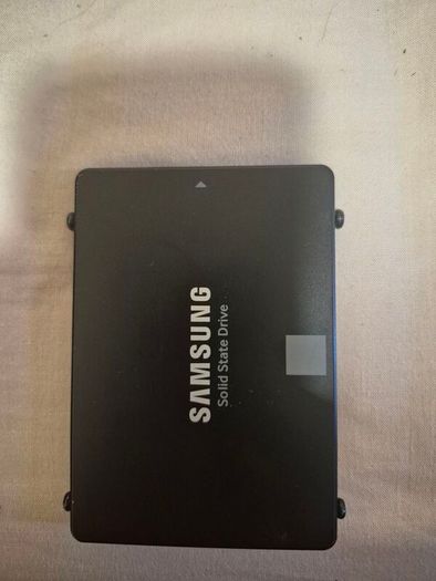 Samsung Evo 860 ssd. 500gb