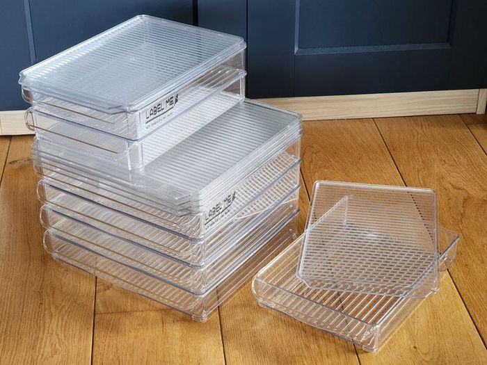 MAKE OFFER - 7 Clear Stackable Storage Bins with Lids - 2 Sizes