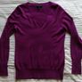 Banana Republic 100% Merino Wool V-Neck Jumper - Size M - Purple Image 3