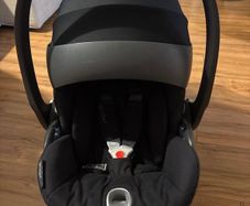 Cybex Cloud Z Baby Car Seat & Rear view mirror