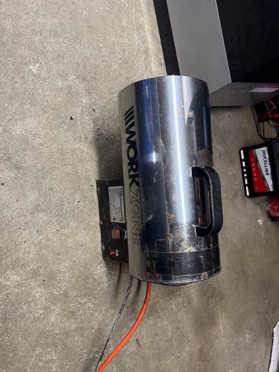 Gas heater for garage