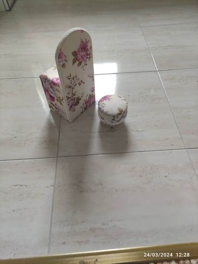Mini Cute Dresser Jewelry box
