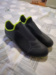 ground football boots UK 11