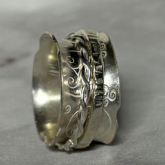 Handmade sterling silver anxiety spinner ring. Size k