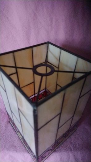 Staindglass lampshade
