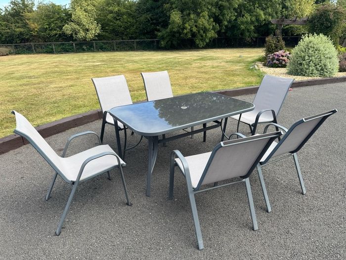 Garden Table & Chairs