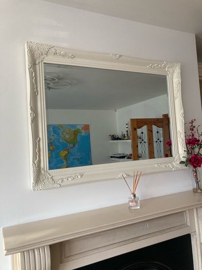 wall mirror
