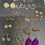 72 piece jewellery lot with box Image 3