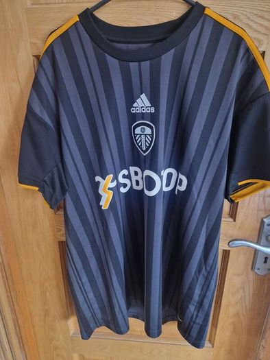 Leeds United official Jersey