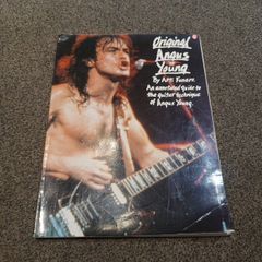 The guitar technique of Angus Young AC/DC